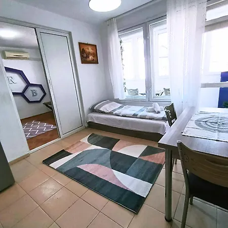 Апартаменты Sinchets Terrace *